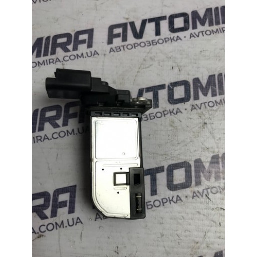 Витратомір повітря Peugeot 308 1.6BlueHDI 2013-2021 9677093080